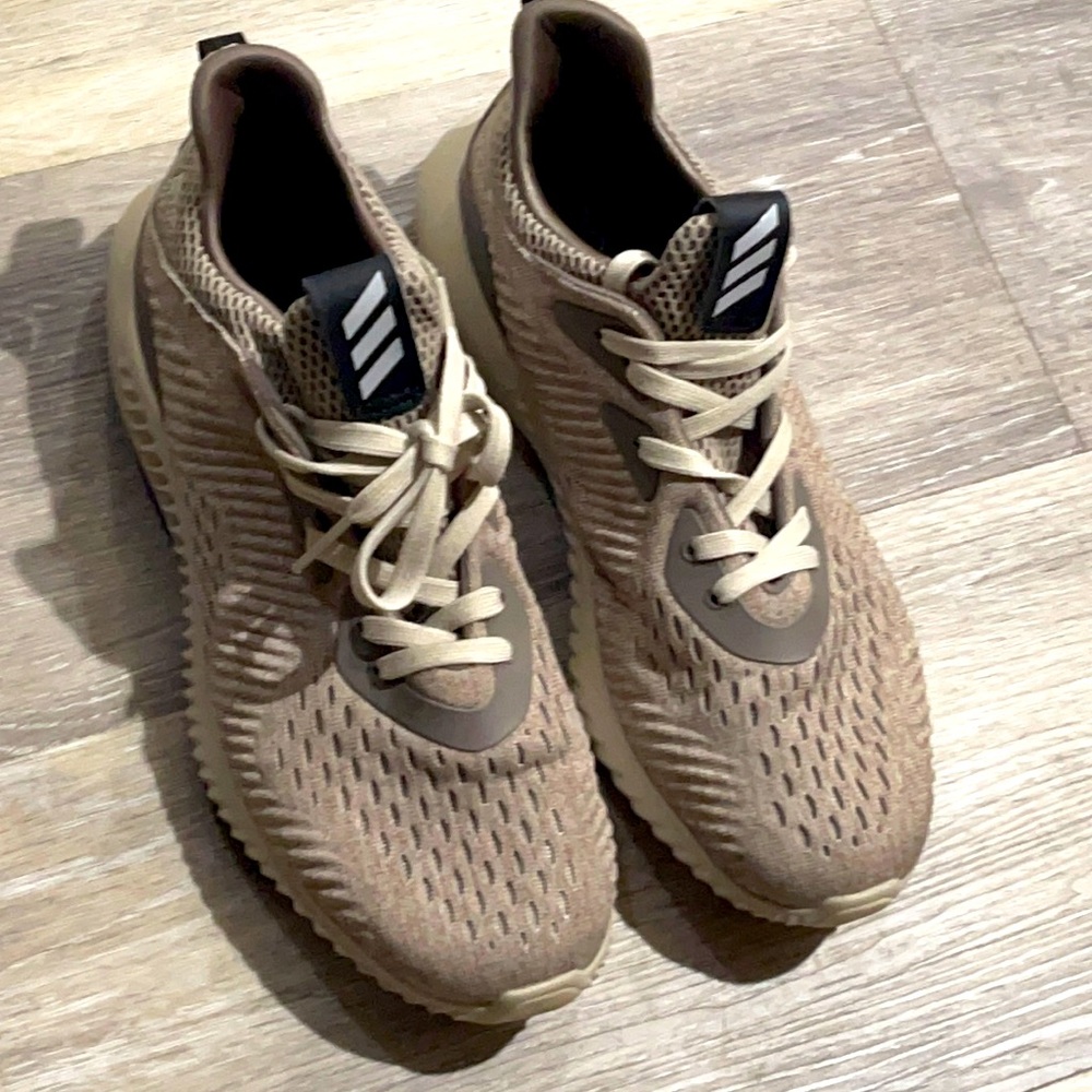 Adidas AlphaBounce Men’s 6 1/2  GREAT SHAPE🤗